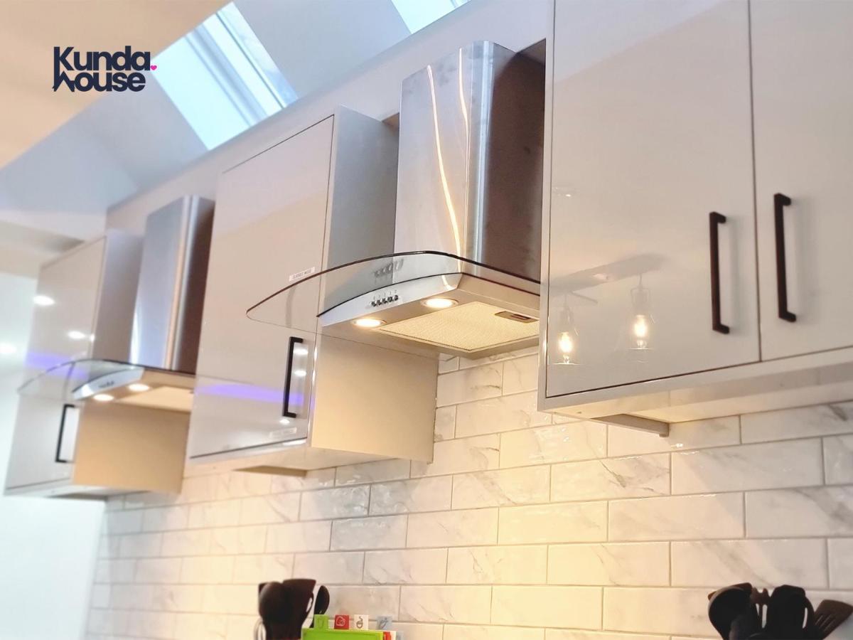Holiday home Elegant Ensuite Near City Centre - Kunda House Birmingham