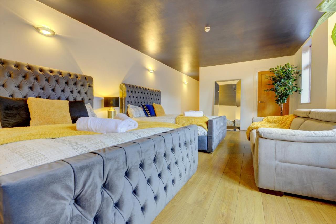Apartment Centre Jewel: 2-bedroom With Secured Parking