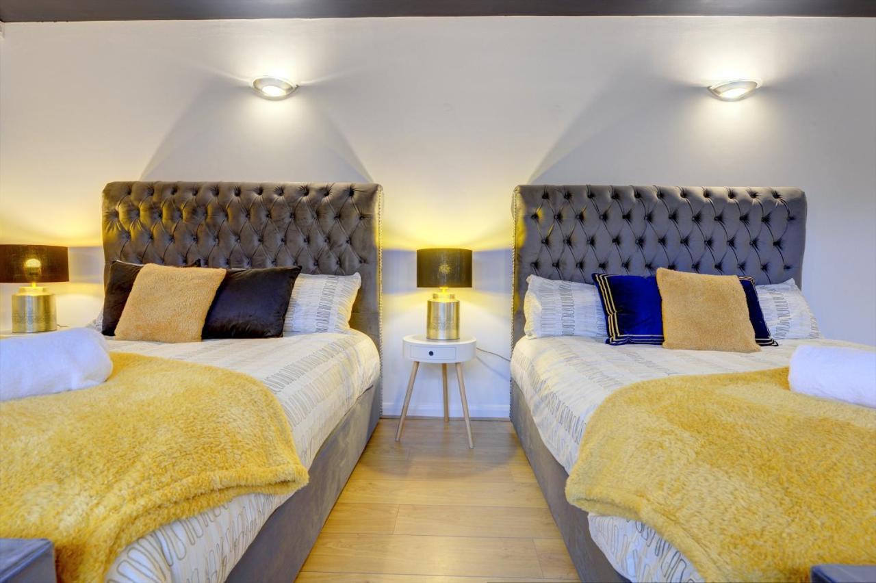 Apartment Centre Jewel: 2-bedroom With Secured Parking *