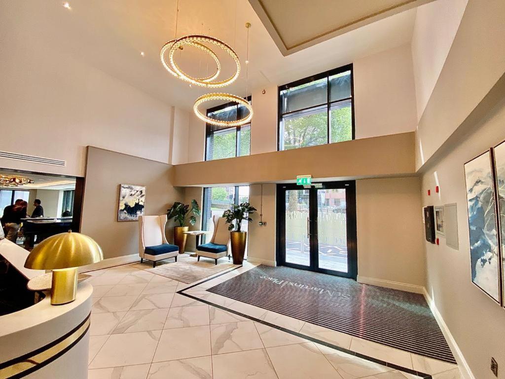 Apartment St Martin's Place 2 Bed Bham City With Free Parking Birmingham
