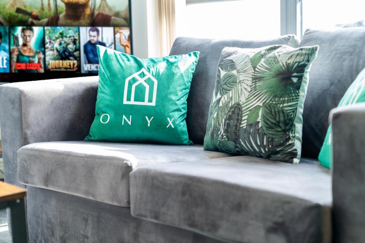 Onyx Superior Warstone Lane Apartment *