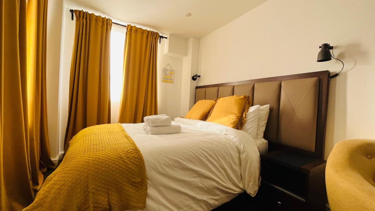 Naps Apartment *