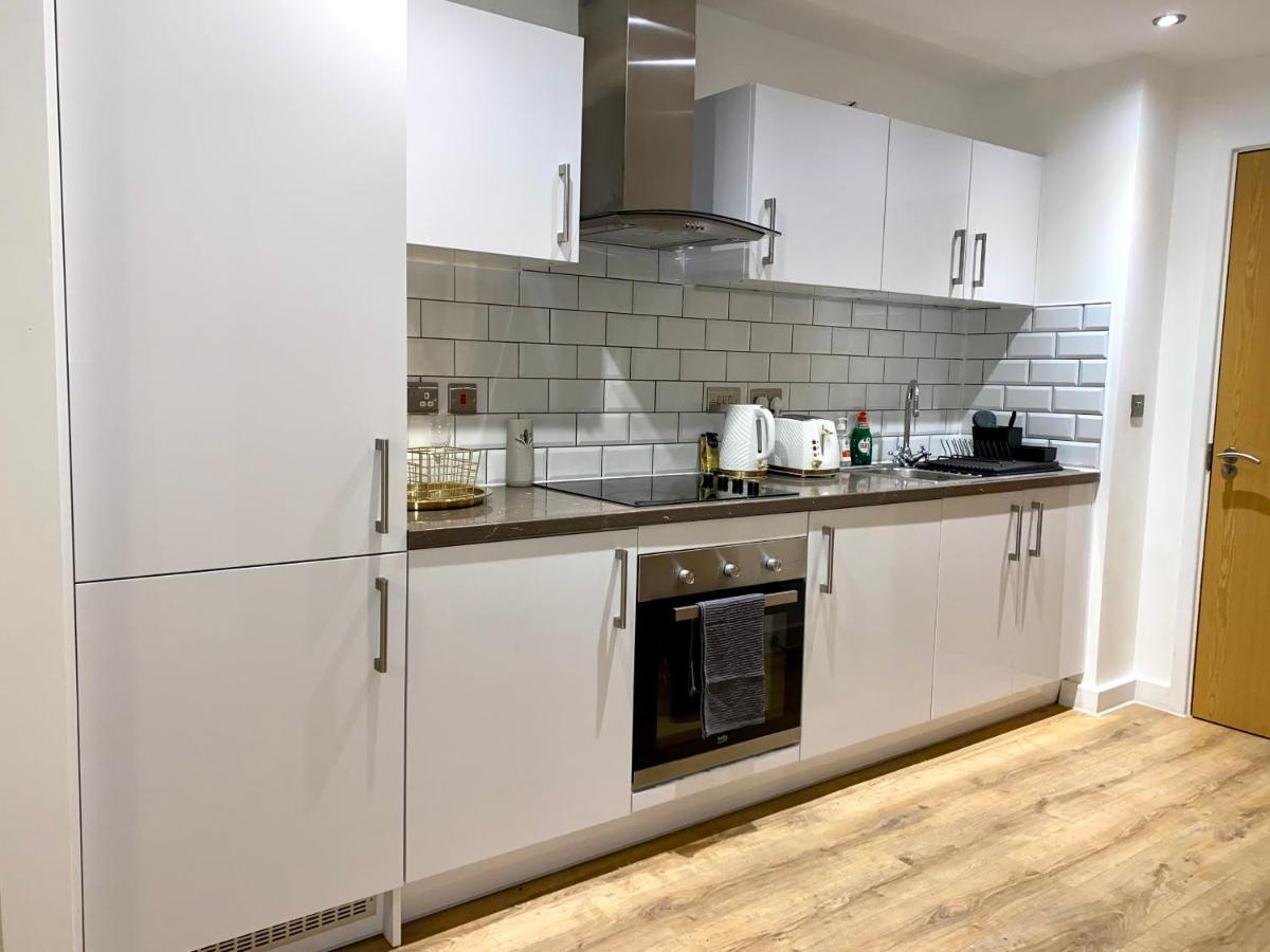 Elegant & Cozy, Gold Decor Apartment, B1 Apartment
