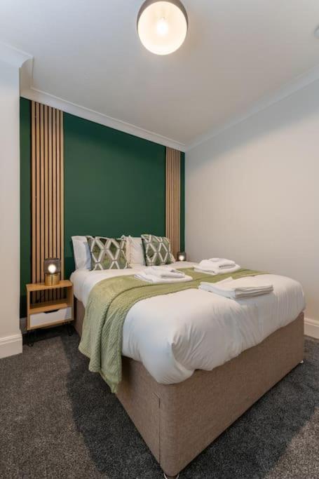 Evergreen Lodge-wyndale-4br Wparking Bham Nec Birmingham