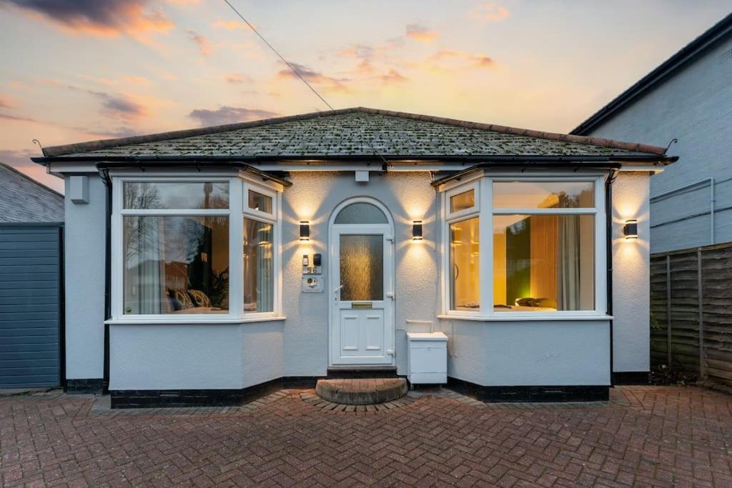 Evergreen Lodge-wyndale-4br Wparking Bham Nec Holiday home Birmingham