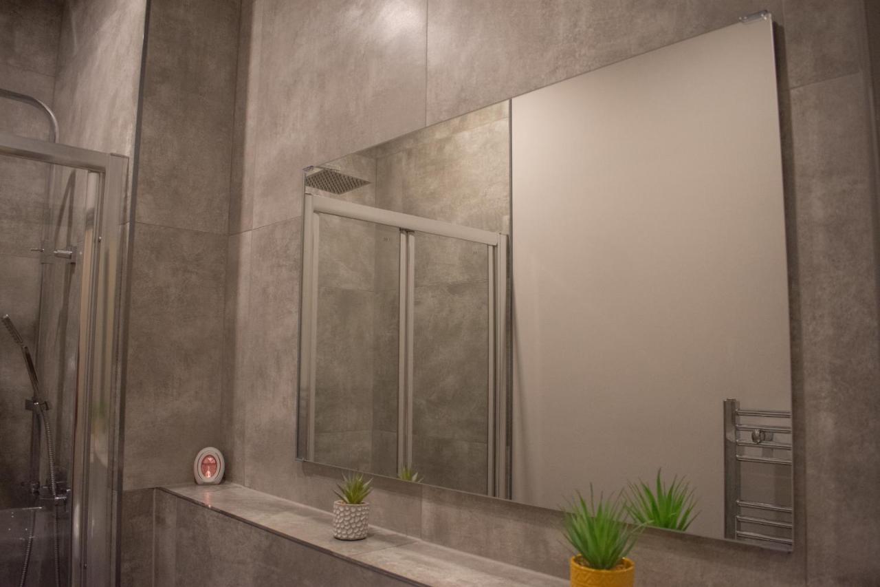 Silver Forge - Luxury High End Two Bedroom - En - City Centre Apartment Birmingham
