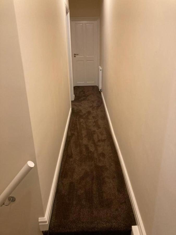 Homely 3-bed House In Bham 15 Min From City Centre Holiday home