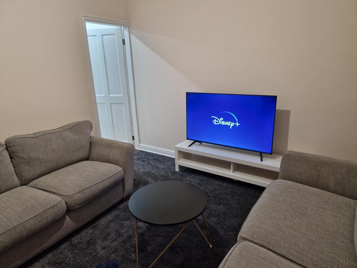 Homely 3-bed House In Bham 15 Min From City Centre * Birmingham