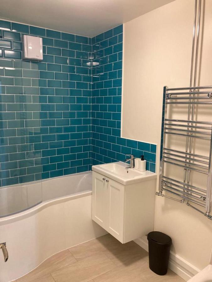 Homely 3-bed House In Bham 15 Min From City Centre Holiday home Birmingham