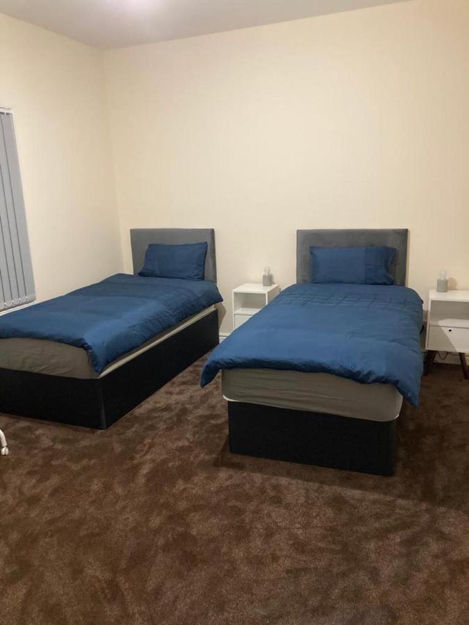 Holiday home Homely 3-bed House In Bham 15 Min From City Centre *