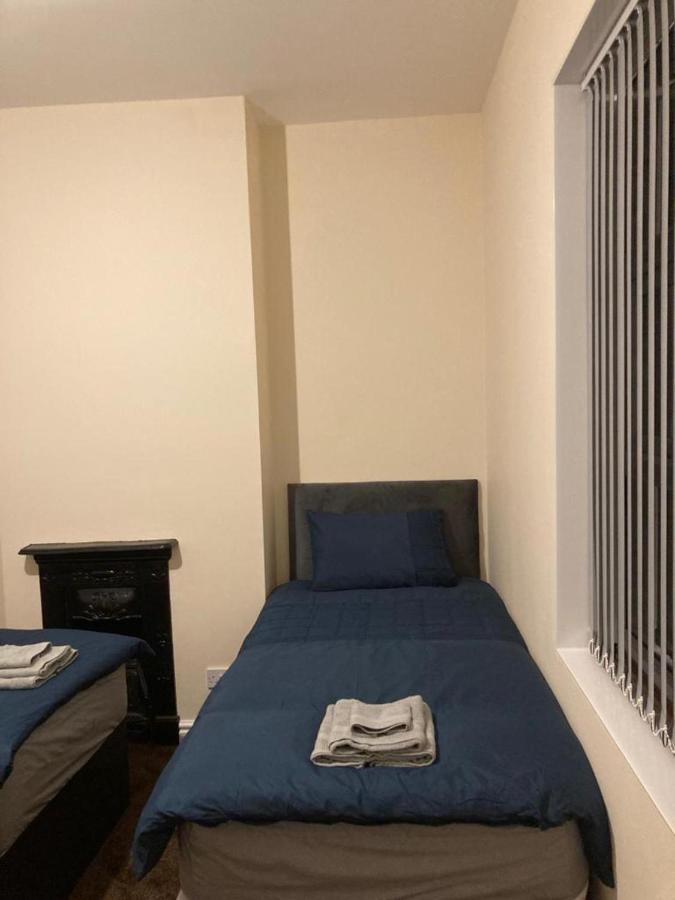 Homely 3-bed House In Bham 15 Min From City Centre Holiday home *