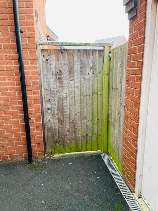 Holiday home Plantsbrook Place - Luxury 4 Bed House + Parking Birmingham
