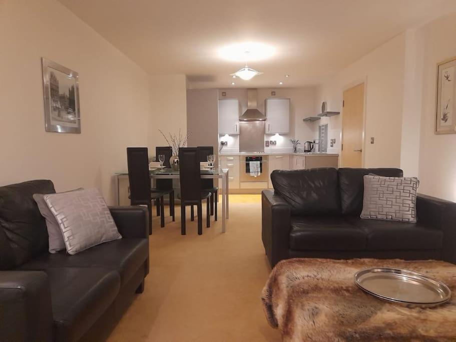 Centrally Situated 1 Bedroom Apartment! Apartment Birmingham