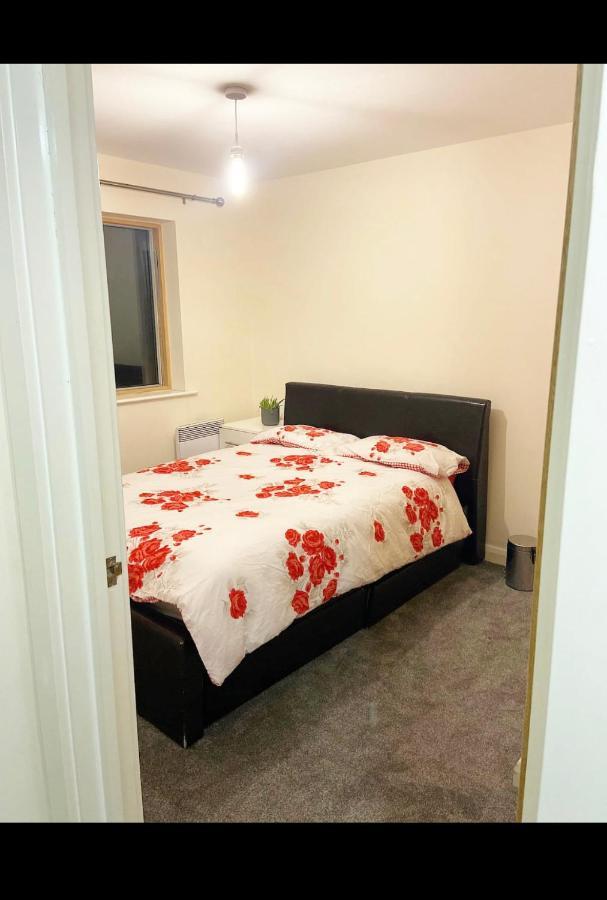 Apartment 2 Bedroom Centre *