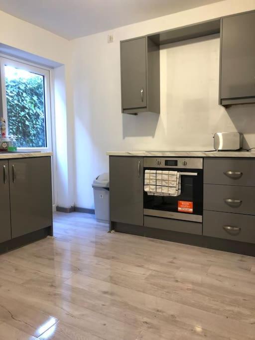 Holiday home Cozy Family Home: Nec-adjacent With Airport Convenience Birmingham