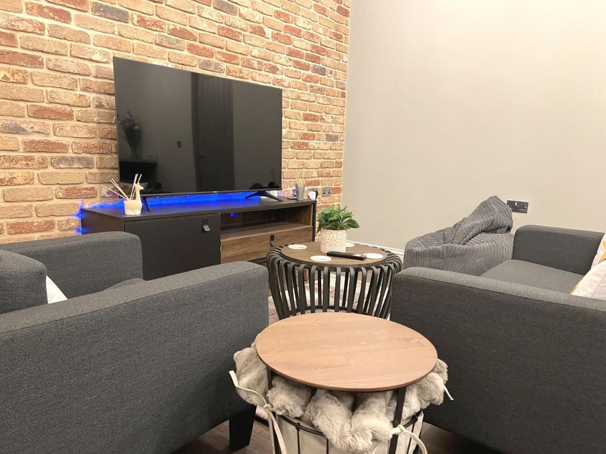 Brand New Silver Forge - Charming Two Bedroom - City Centre - Lux