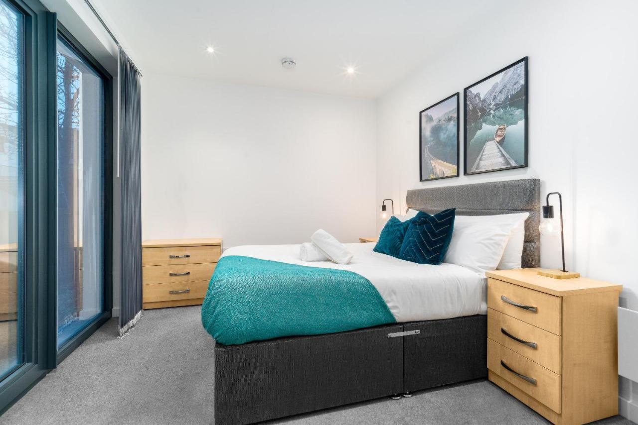 Aqua-themed 2 Bedroom Cosy - Centre Apartment Birmingham