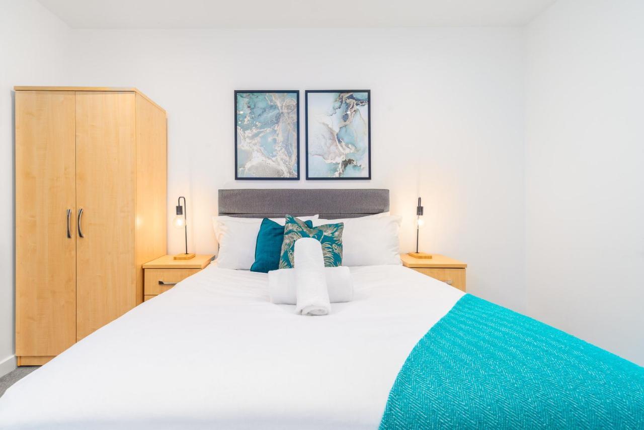 Aqua-themed 2 Bedroom Cosy - Centre Birmingham