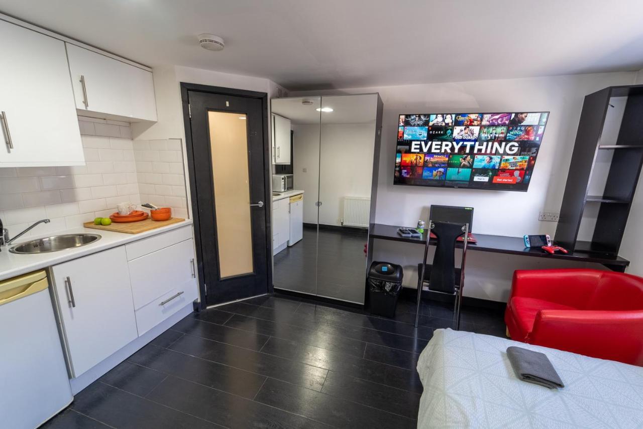 Apartment Lovely Close To Of Birmingham! *