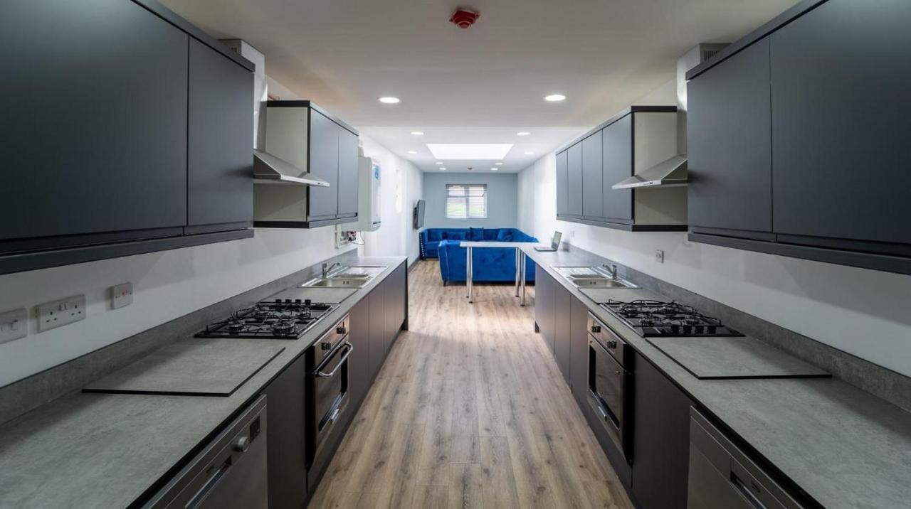 Lovely Homely Available Apartment Birmingham
