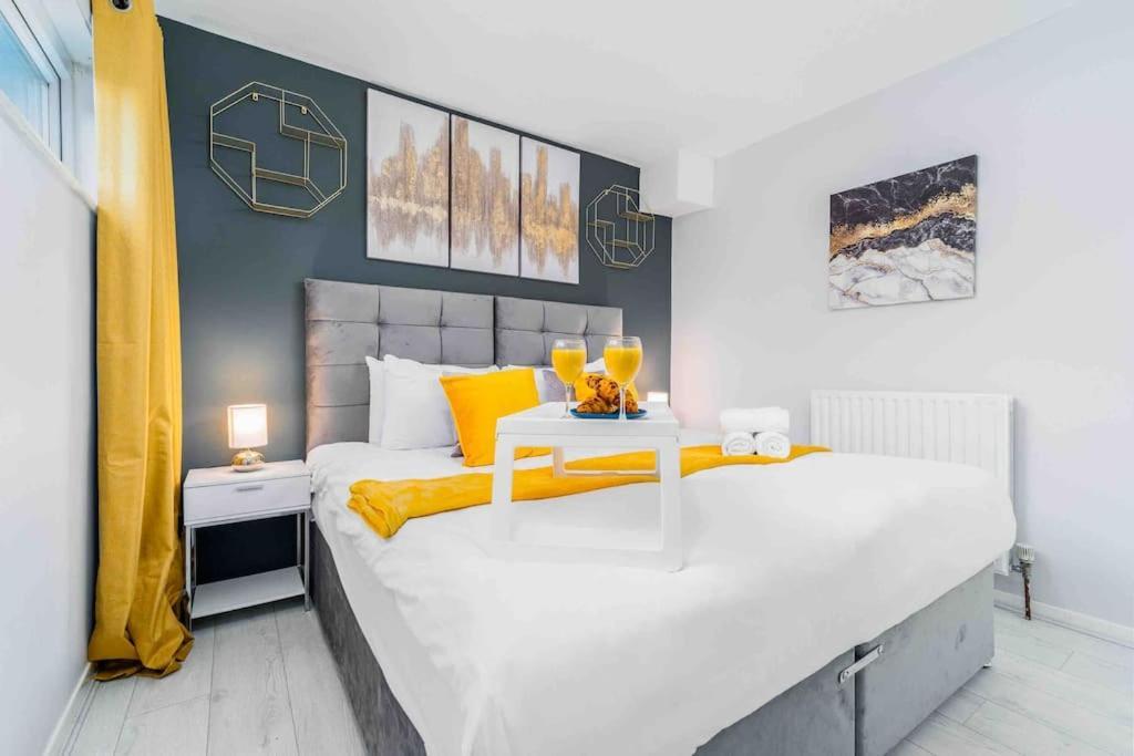 Apartment ✪central✪6bed✪ Parking✪pool Table✪private Patio ✪