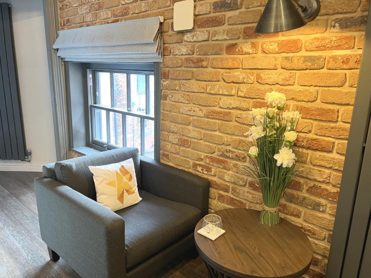 Apartment Silver Forge Penthouse - 4k Projector - Snug - Luxury *
