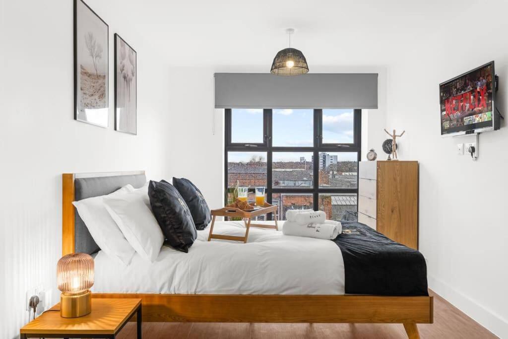 Pluxa Onyx Luxury 1 Bedroom *