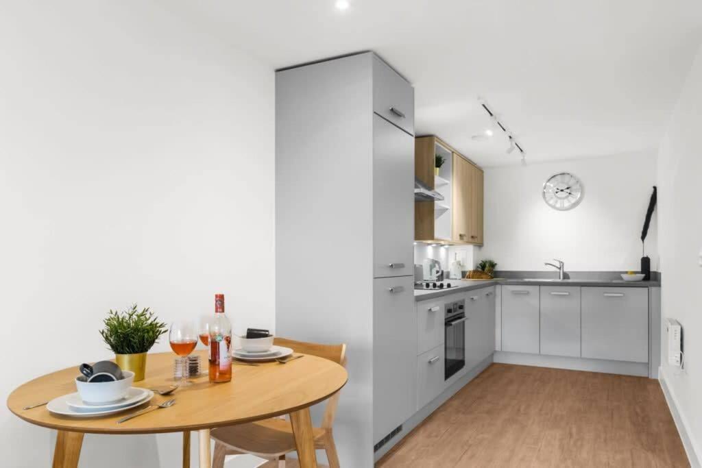 Apartment Pluxa Onyx Luxury 1 Bedroom *
