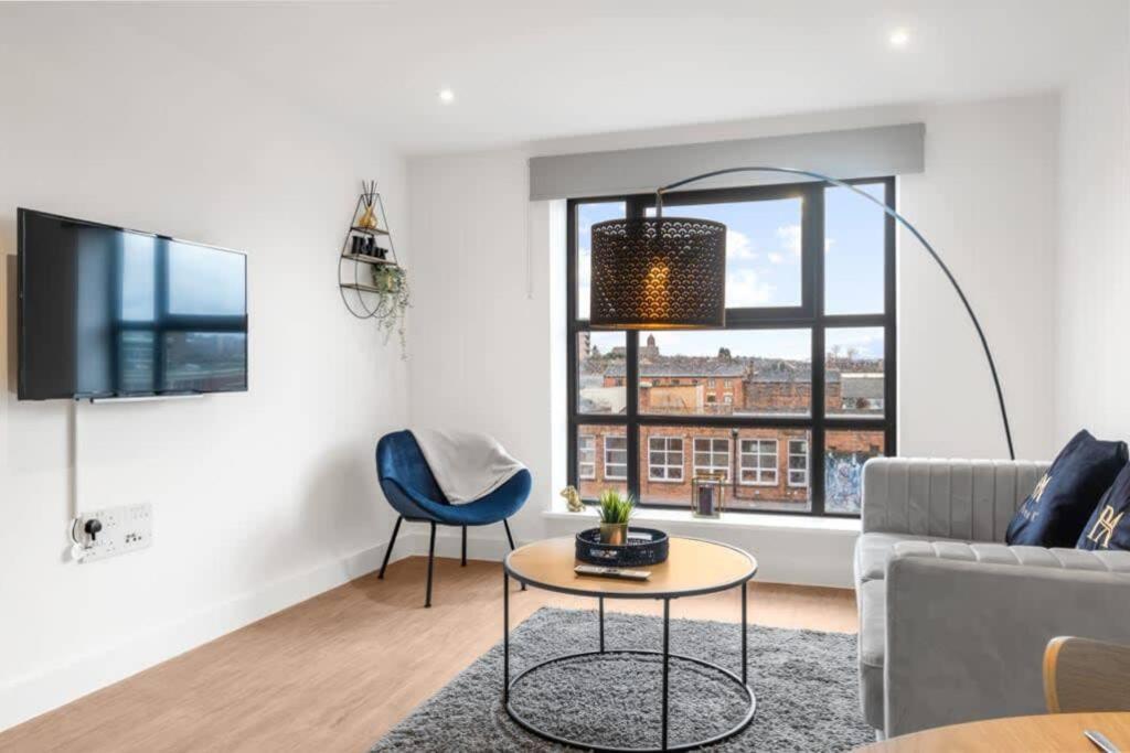 Pluxa Onyx Luxury 1 Bedroom Apartment