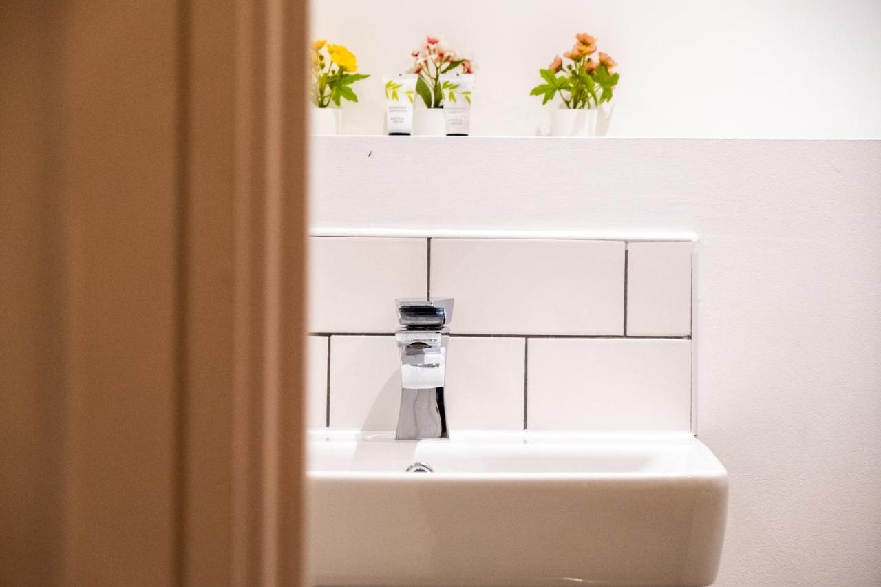 The Elixir 2 Bedroom Near Bullring Centre - Sleeps 7 Apartment *