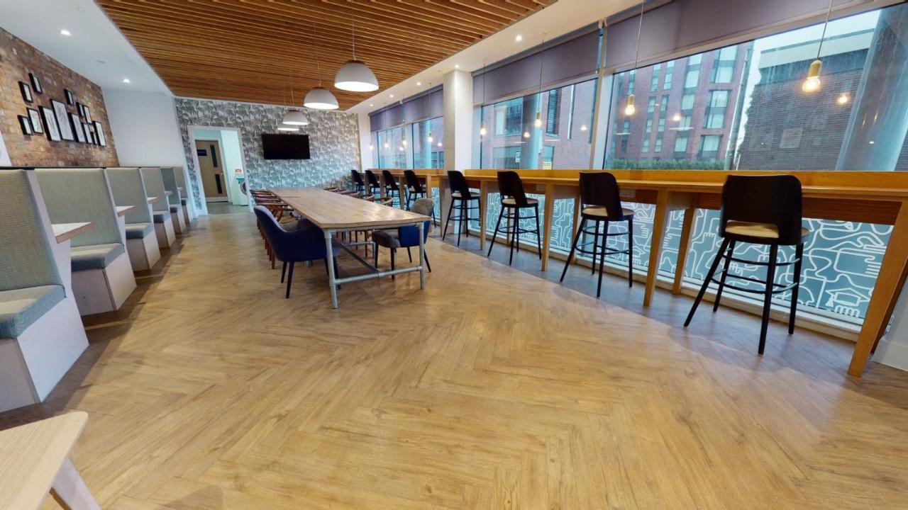 Private Bedrooms At Penworks House Near Centre Apartment Birmingham