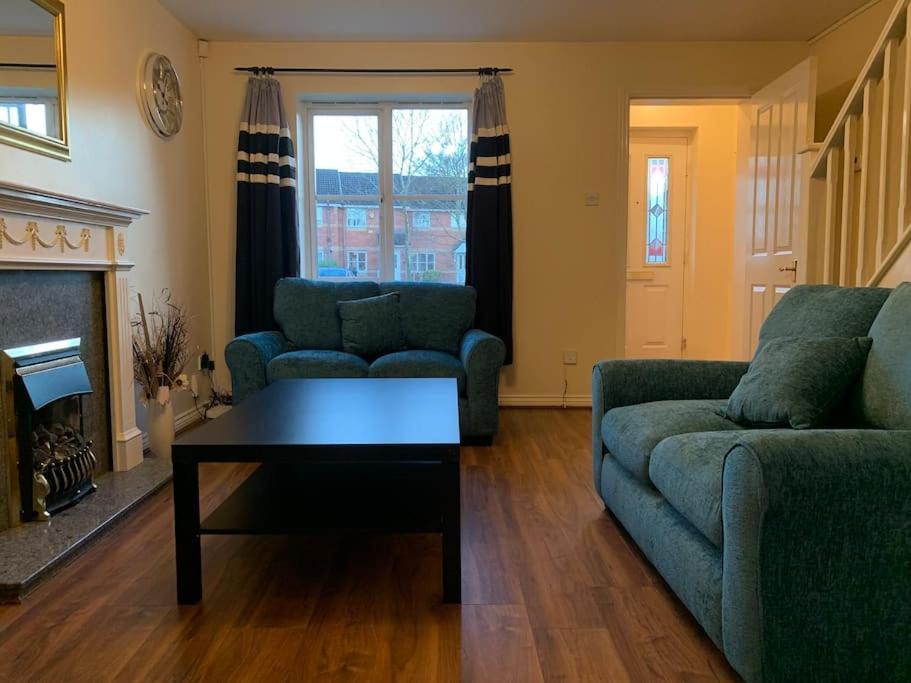 House - 10min To Centre - Sleeps 4 - Parking Birmingham
