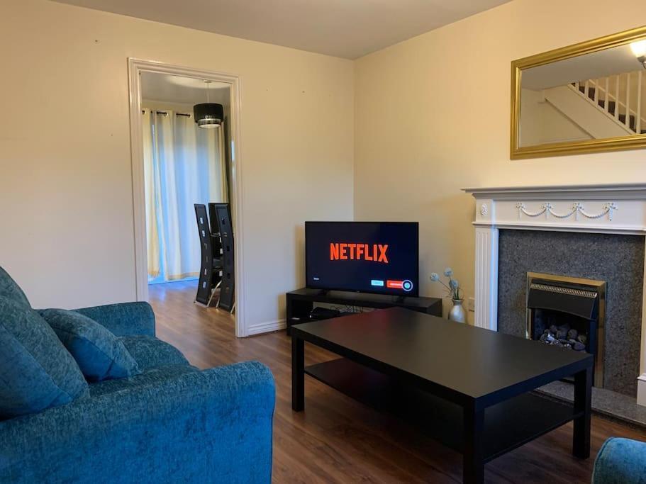 House - 10min To Centre - Sleeps 4 - Parking Villa Birmingham