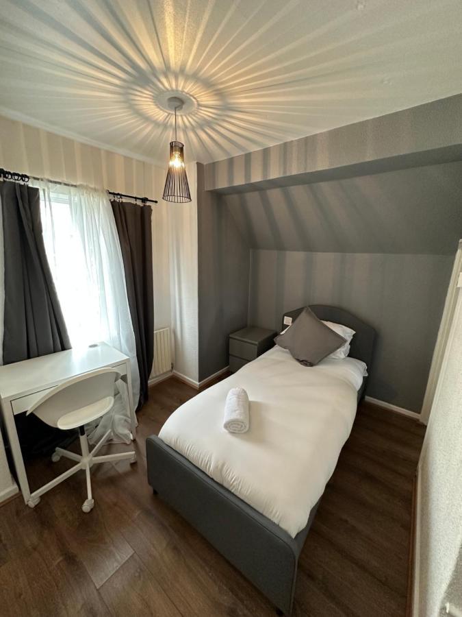 Lovely Spacious 3 Bedrooms House Holiday home