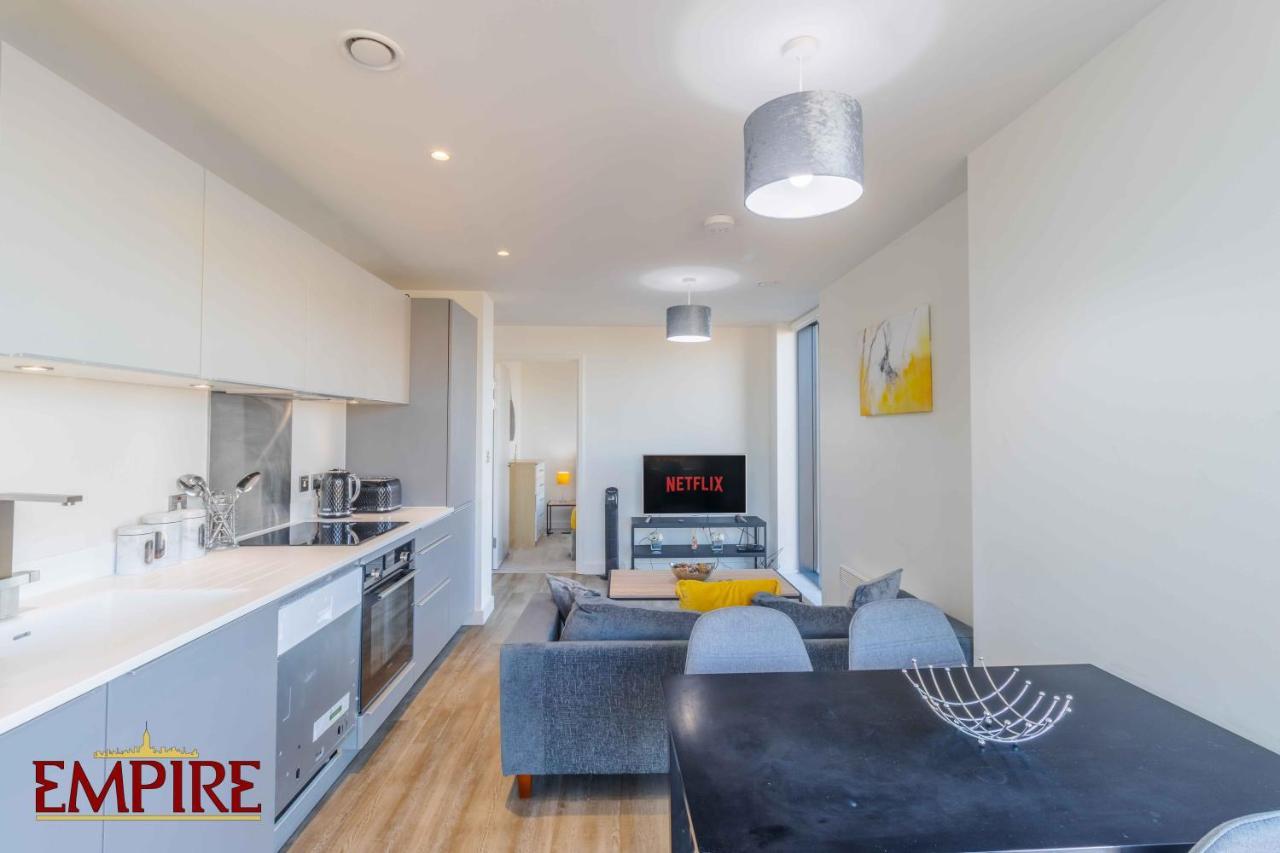 Stylish 2 Bed On Broad Street! Apartment Birmingham
