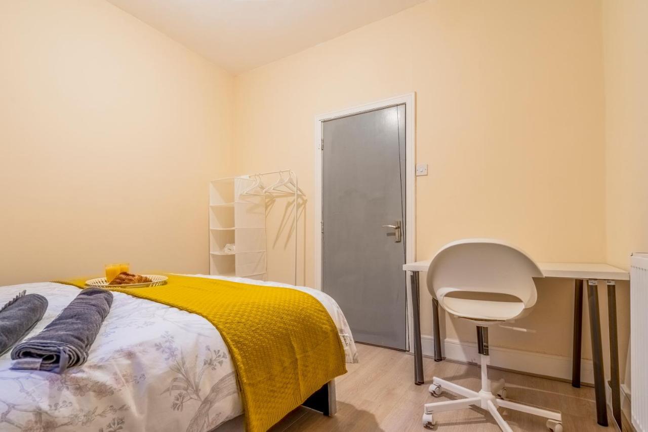 Apartment Deluxe 2-bedroom Flat With Free Parking Birmingham