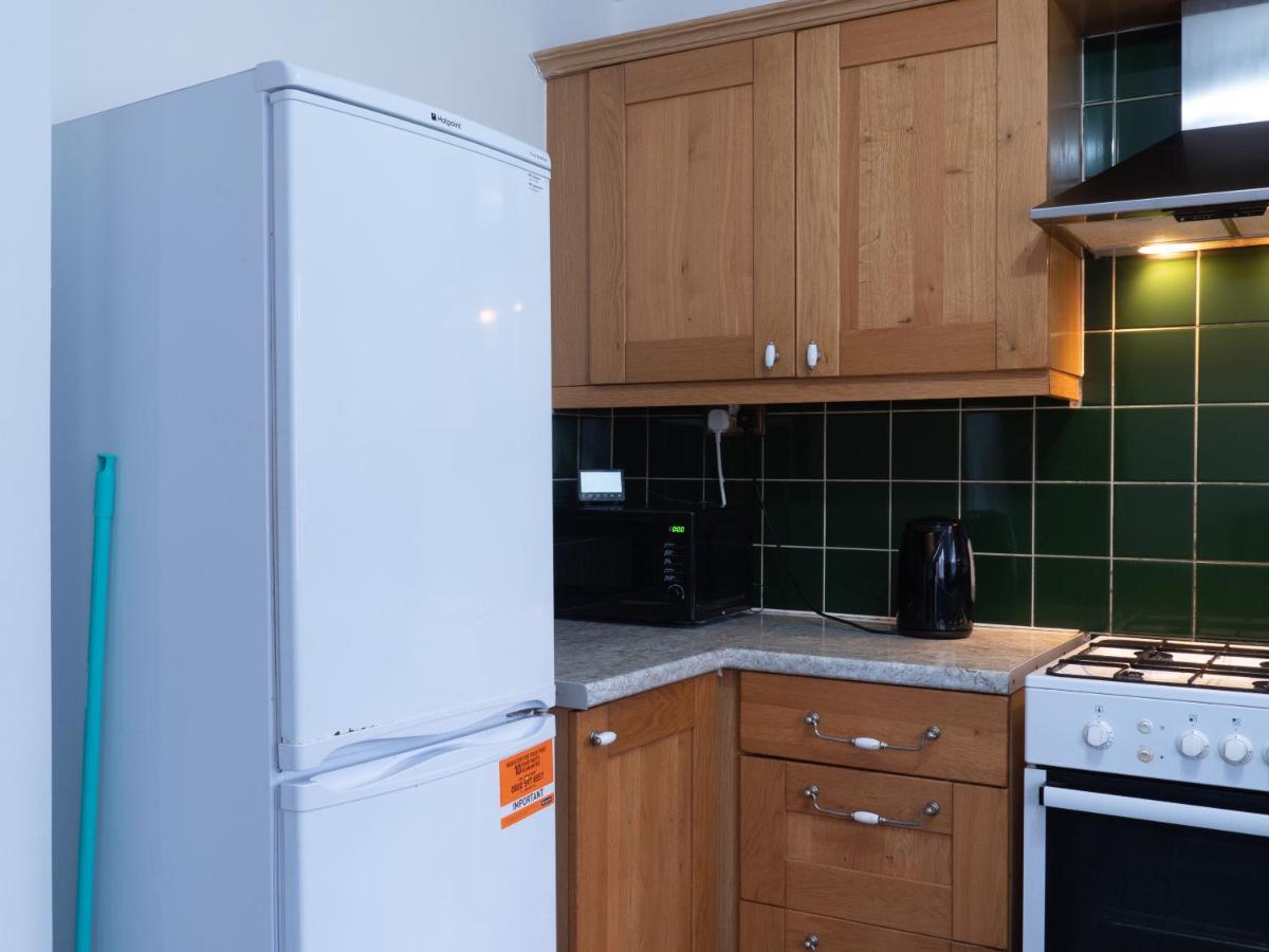 Chalet Convenient 3br Close To Qe Hospital & University Of