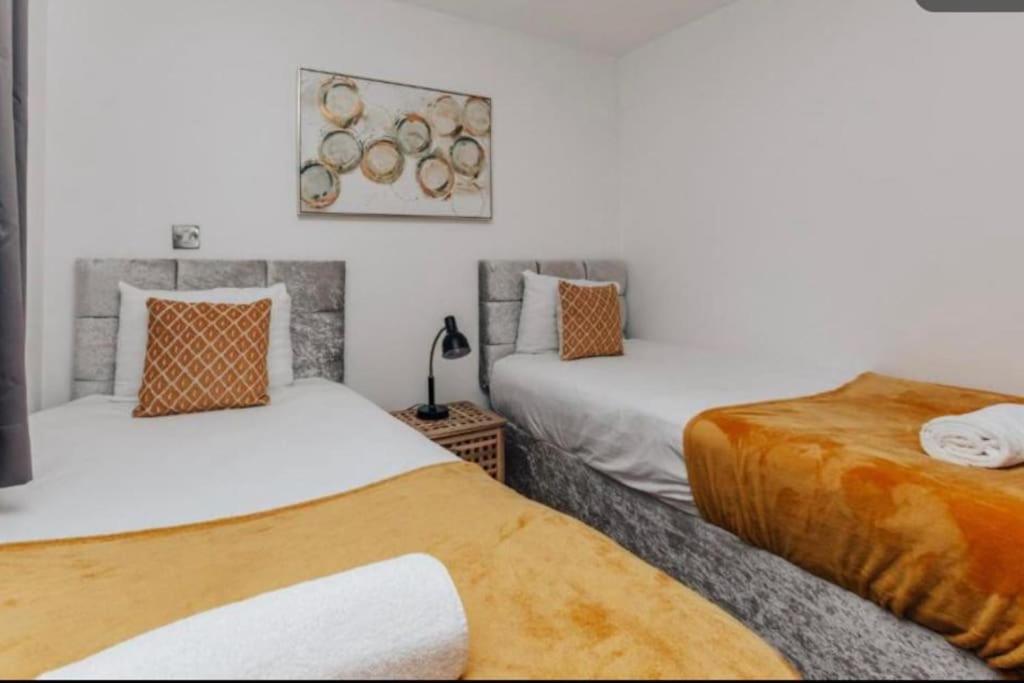 Sl Luxury 2 Bed Broad St Birmingham