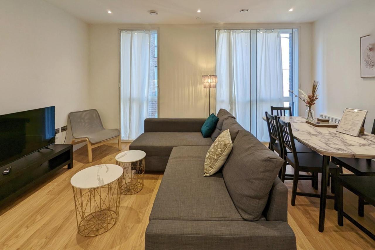 Chinatown Insta-style Apartment Birmingham