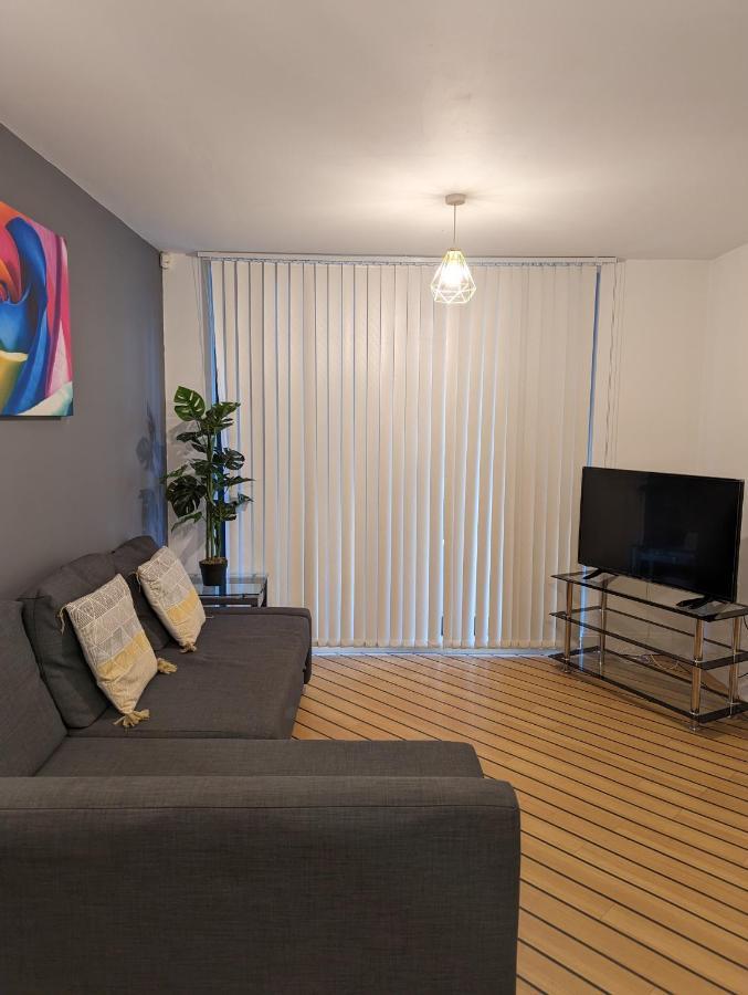 Chinatown Insta-style Apartment Birmingham