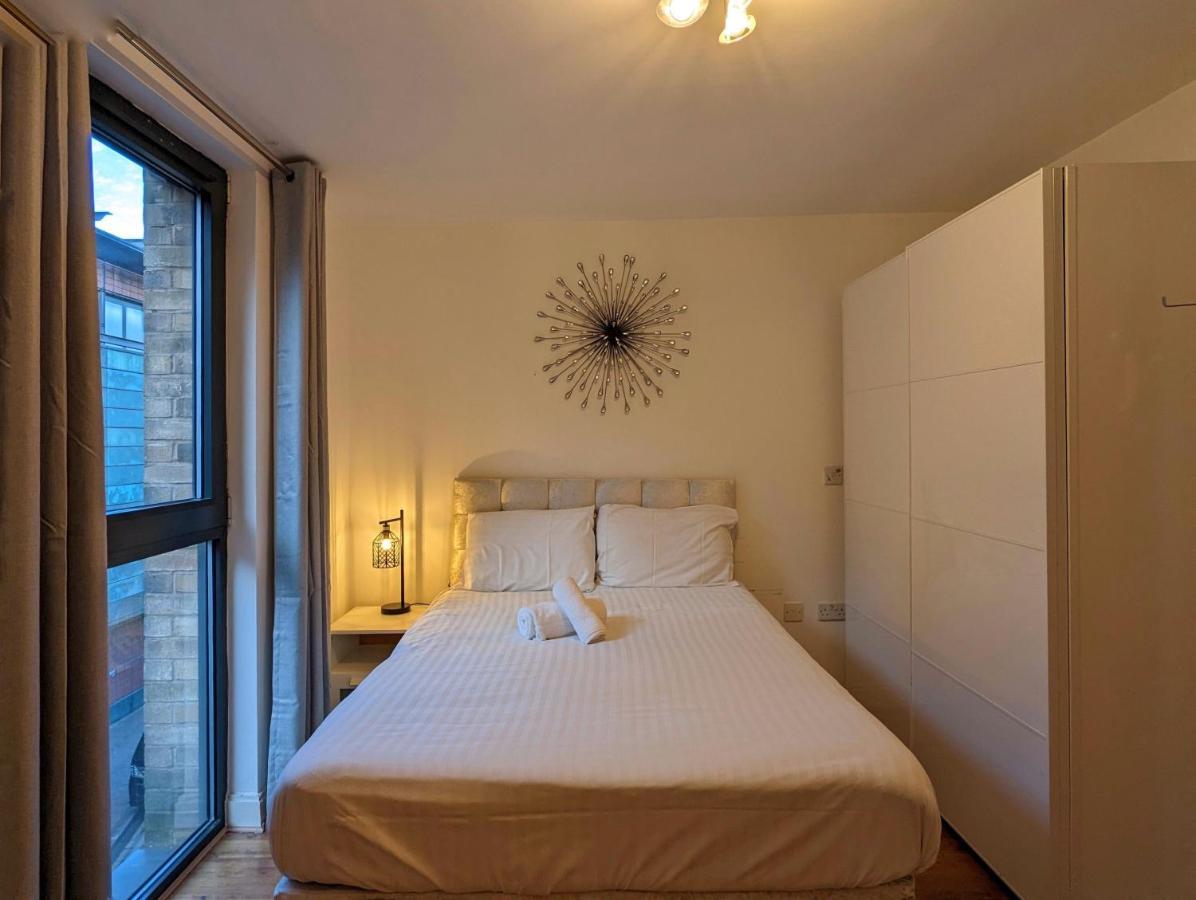 Chinatown Insta-style Apartment