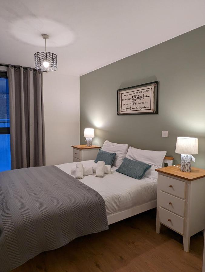 Chinatown Insta-style Apartment *