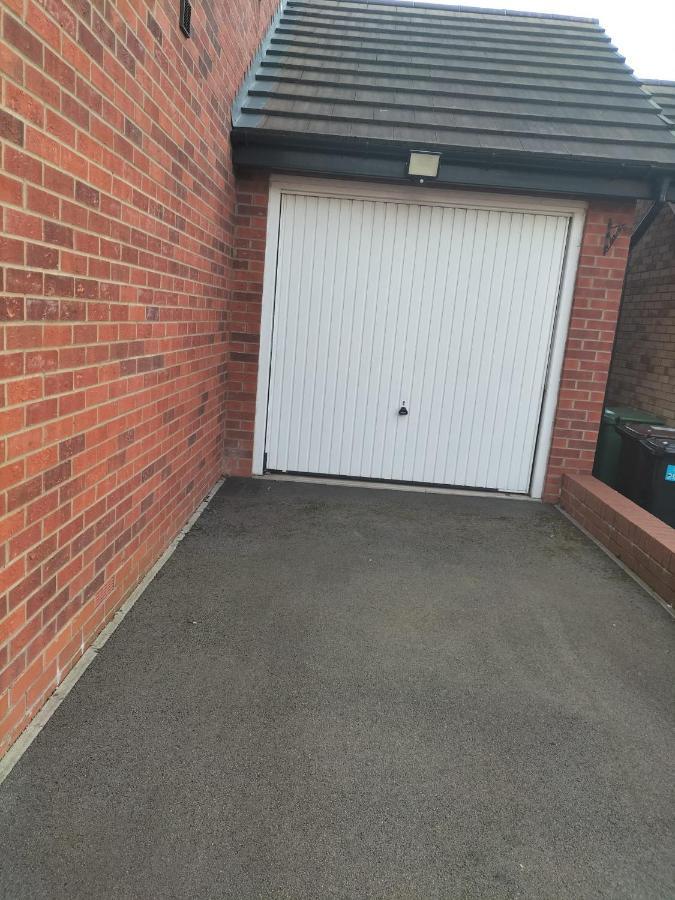 St Martins House: Convenient Near Nec And Airport
