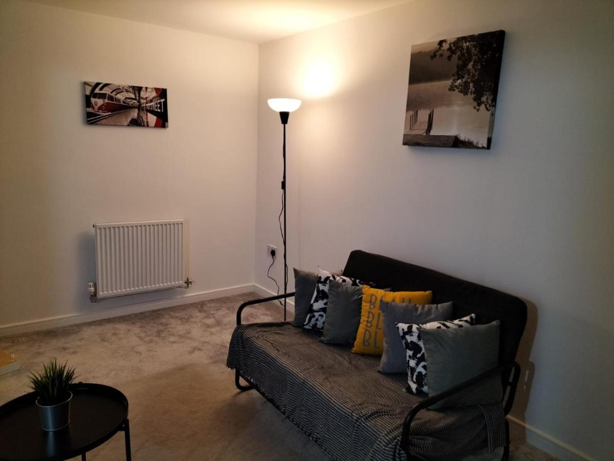 Apartment St Martins House: Convenient Near Nec And Airport *