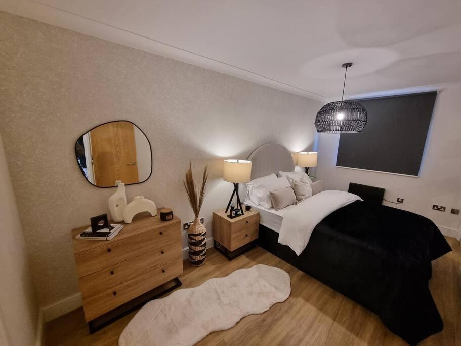 Apartment 73 Broadway Plaza Birmingham