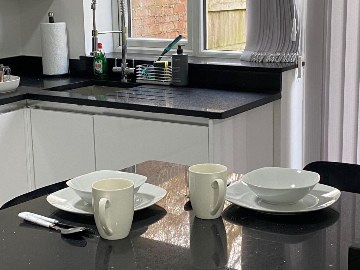 Battenhall House - 4 Bed Luxury Corporate Holiday home *