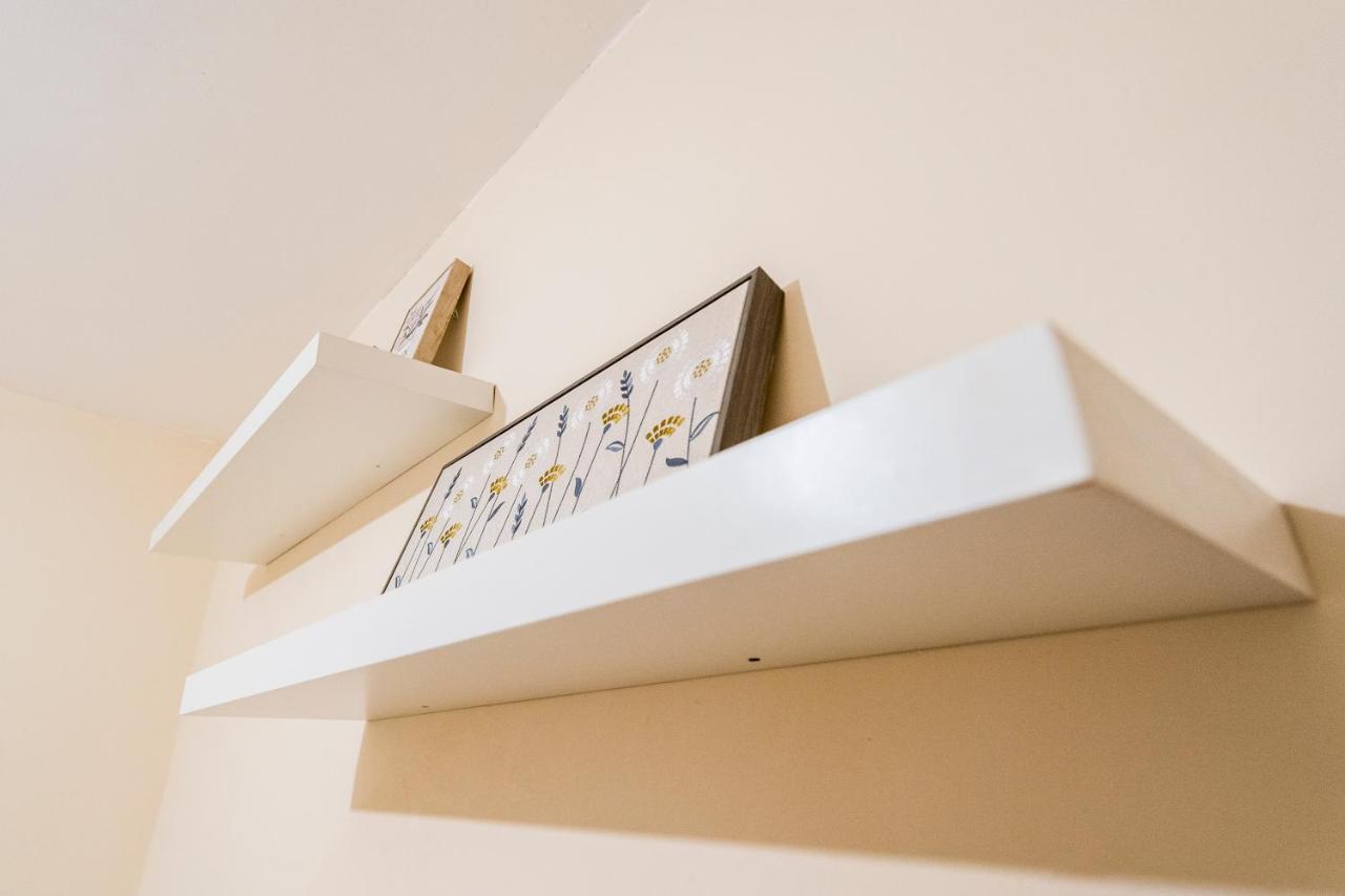 Deluxe 2-bedroom Flat With Free Parking