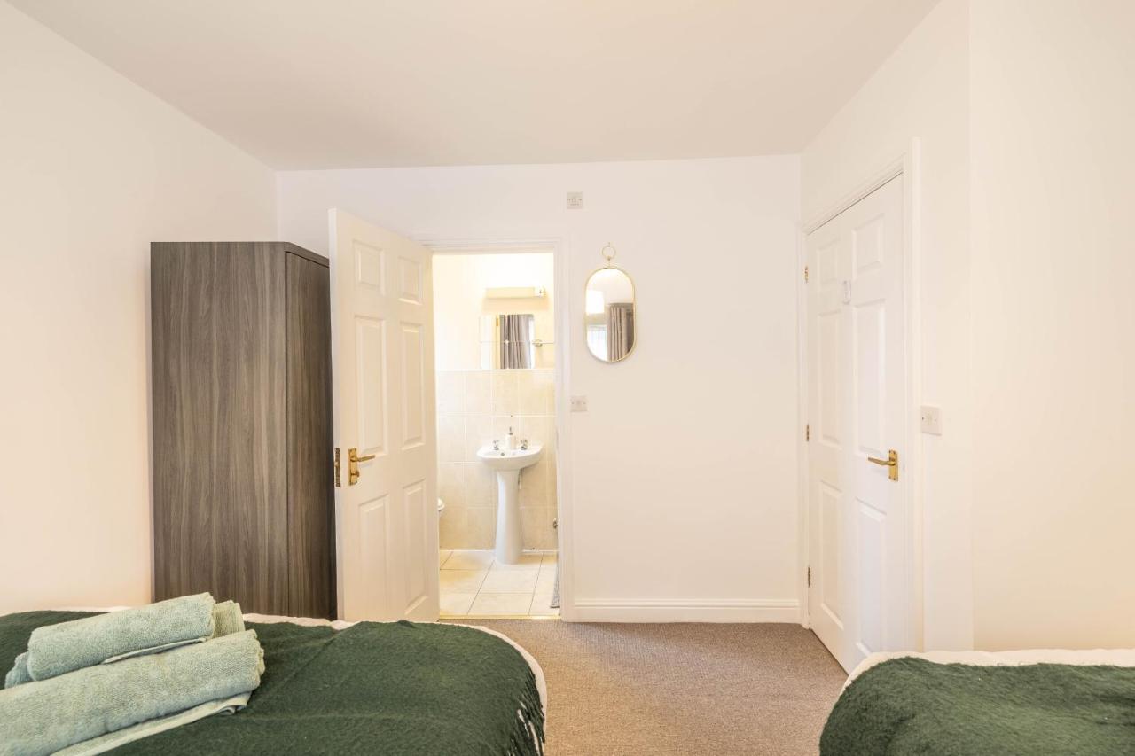 Contractors/large Groups - House Birmingham