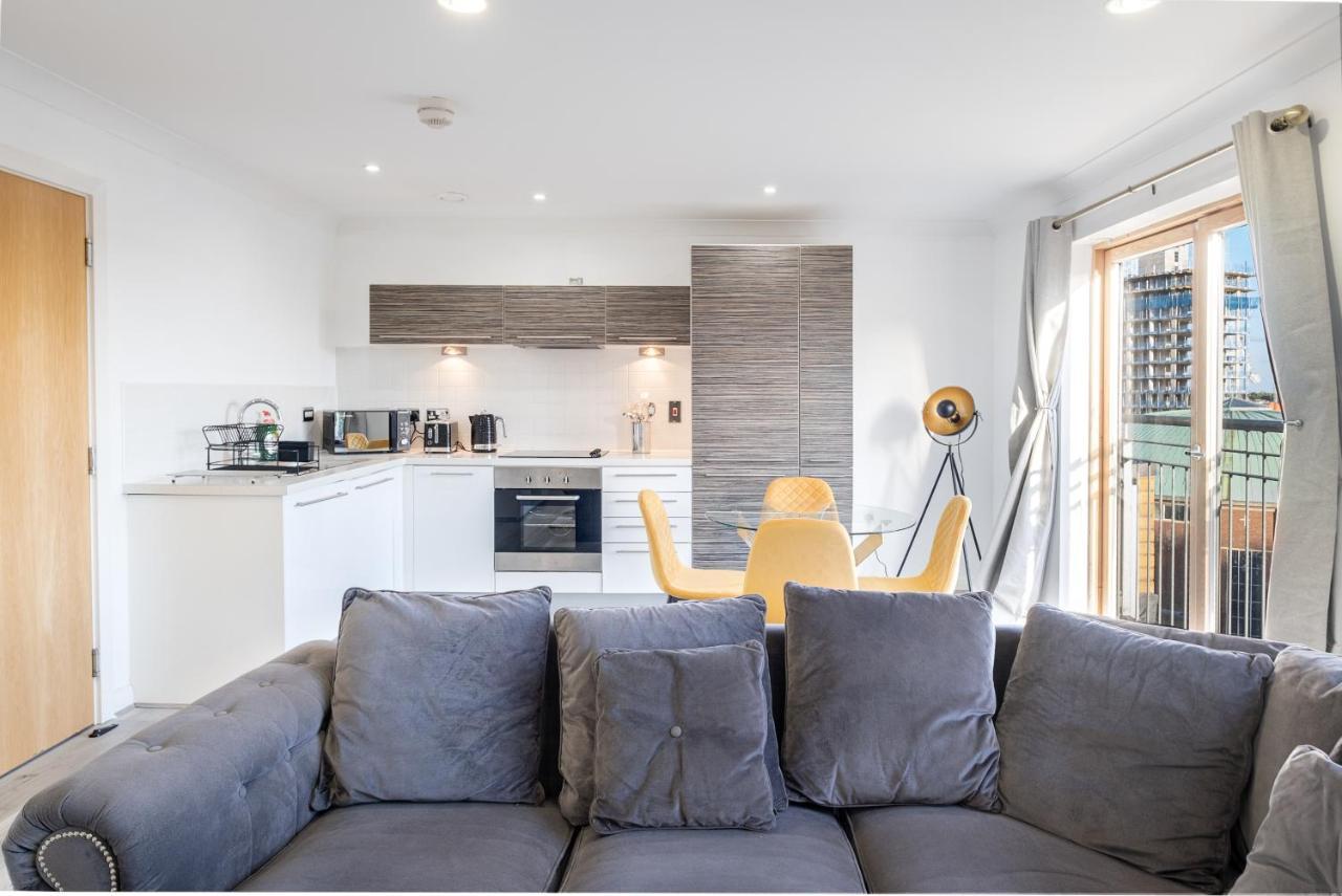 Ebra Stays - Luxury 2 Bedroom - * Birmingham