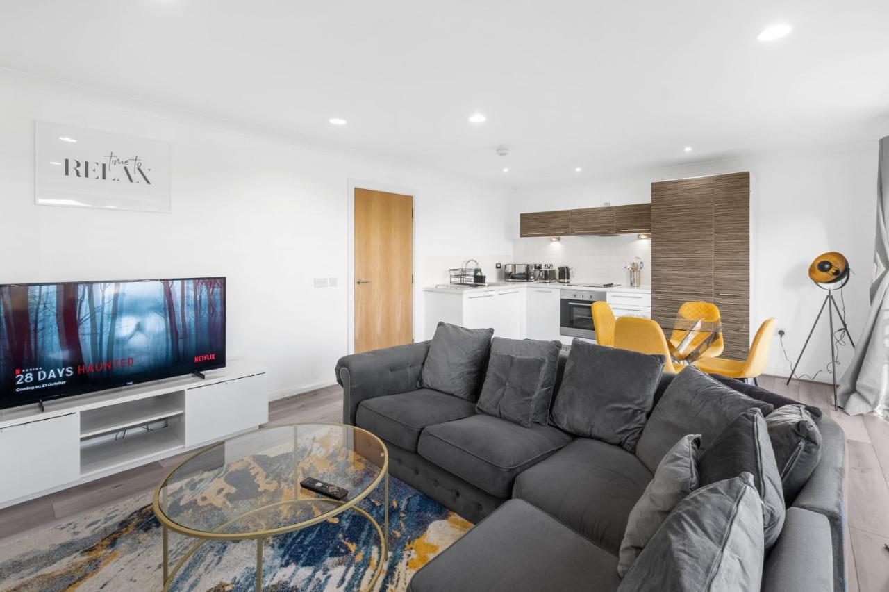 Ebra Stays - Luxury 2 Bedroom - *